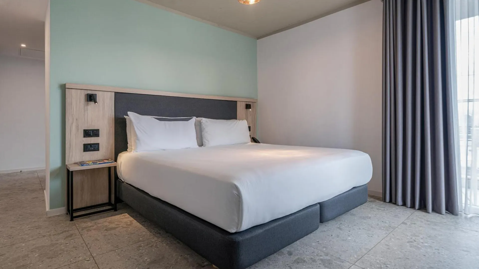 Hotel Mistral St Julian'S, Affiliated By Melia San Giuliano